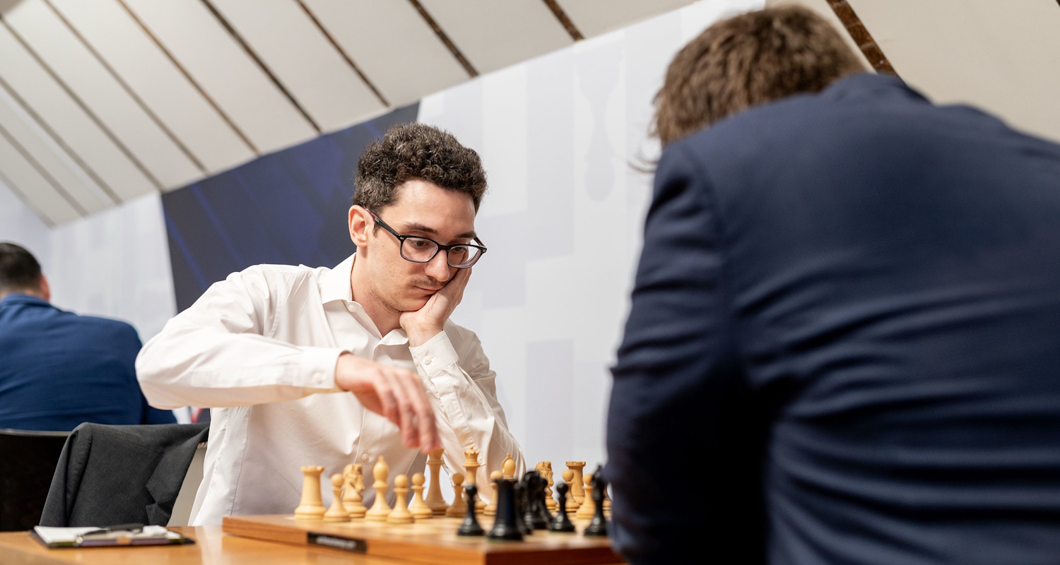 US Chess Championships (Round 2): Niemann Beats Leader 