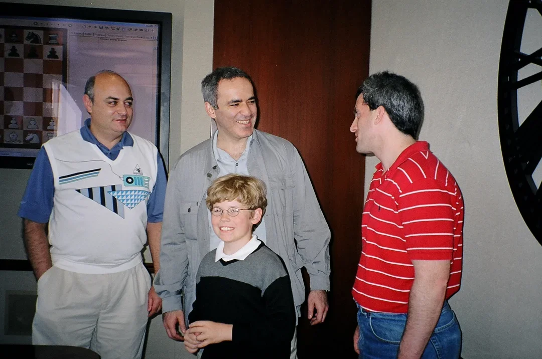 KCA training in 2005 with Kasparov, S. Schmakel, and D. Gurevicy