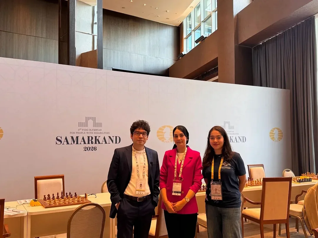 Chavez (L) with Sector Arbiter IA Najla Krifa and Assistant Diyora. (Photo courtesy Carlos Chavez)