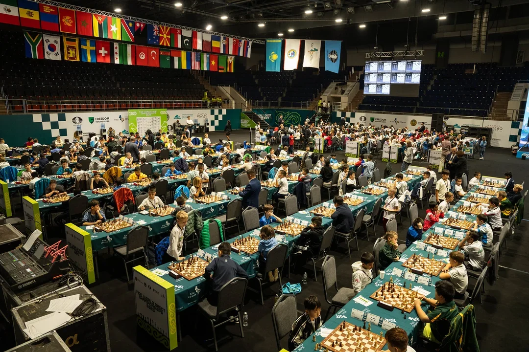 Playing hall
