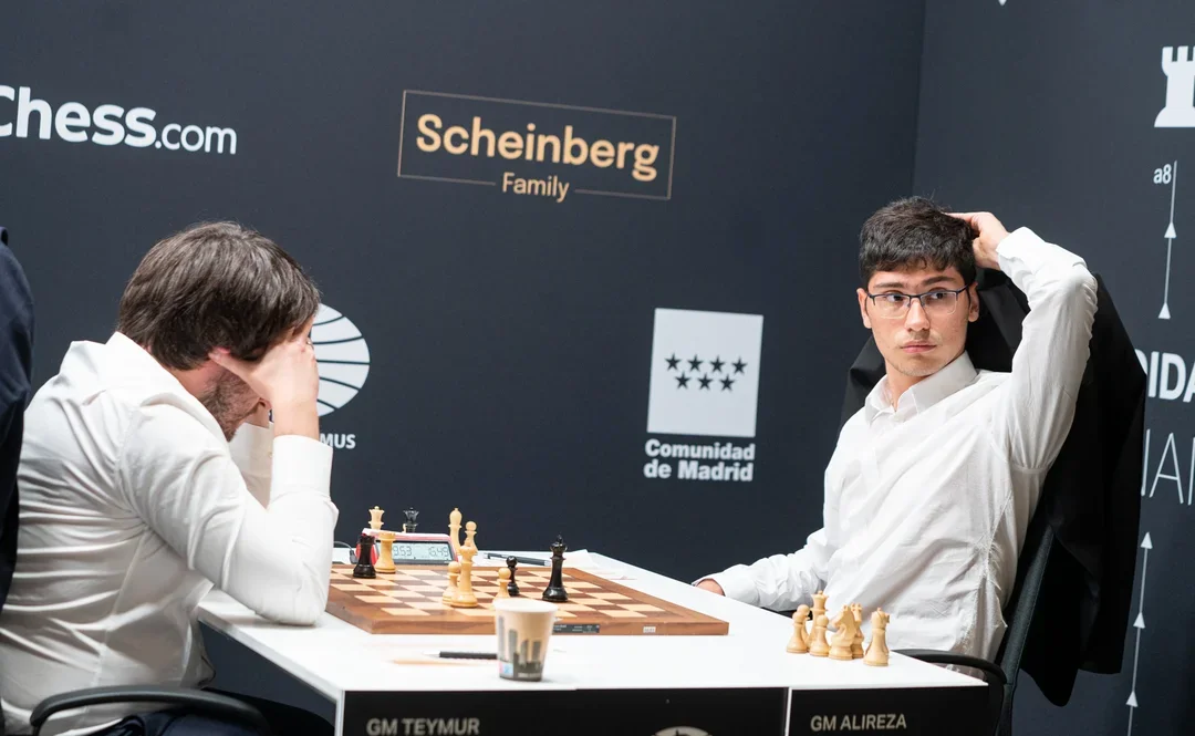 Radjabov-Firouzja, Round 01, 2022 Candidates