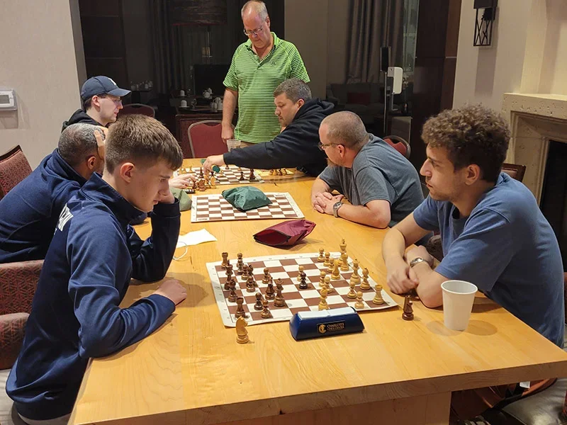 FM Nico Chasin v. GM Daniel Naroditsky in a round of blitz at the Charlotte Chess Center.
