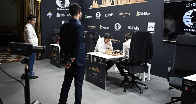 2022 FIDE Candidates Round 8