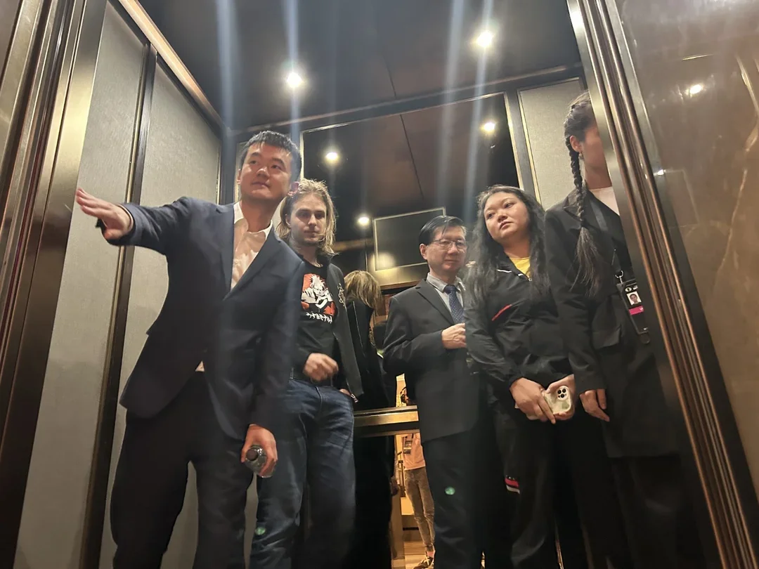 elevator