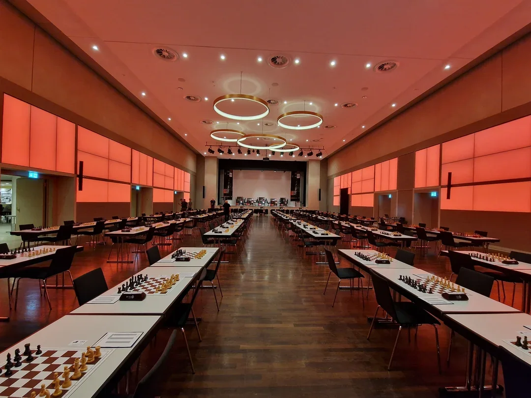 playing hall