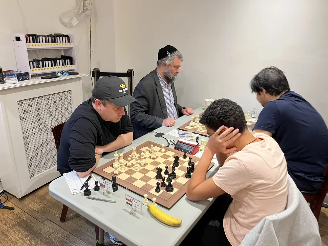 Plat (L) against Kevin George. (Photo courtesy of Alex Ostrovskiy)