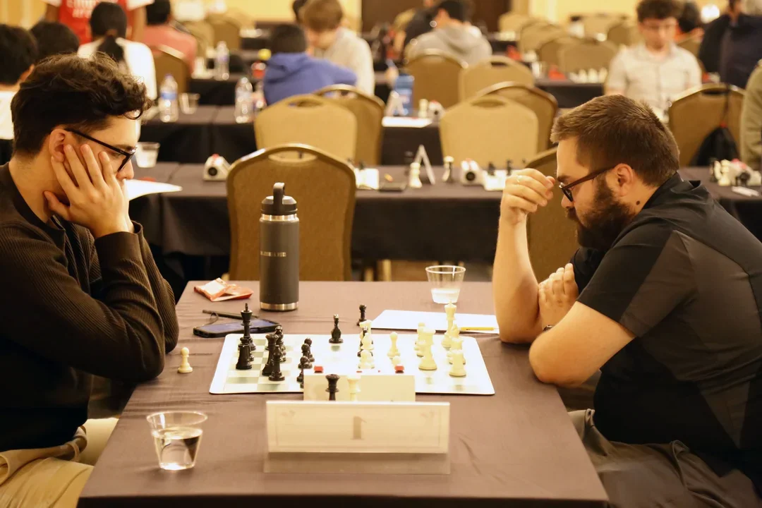 Joshua D. Ruiz Castillo in his game against Mikhail Antipov. (Photo courtesy of David Ortiz)