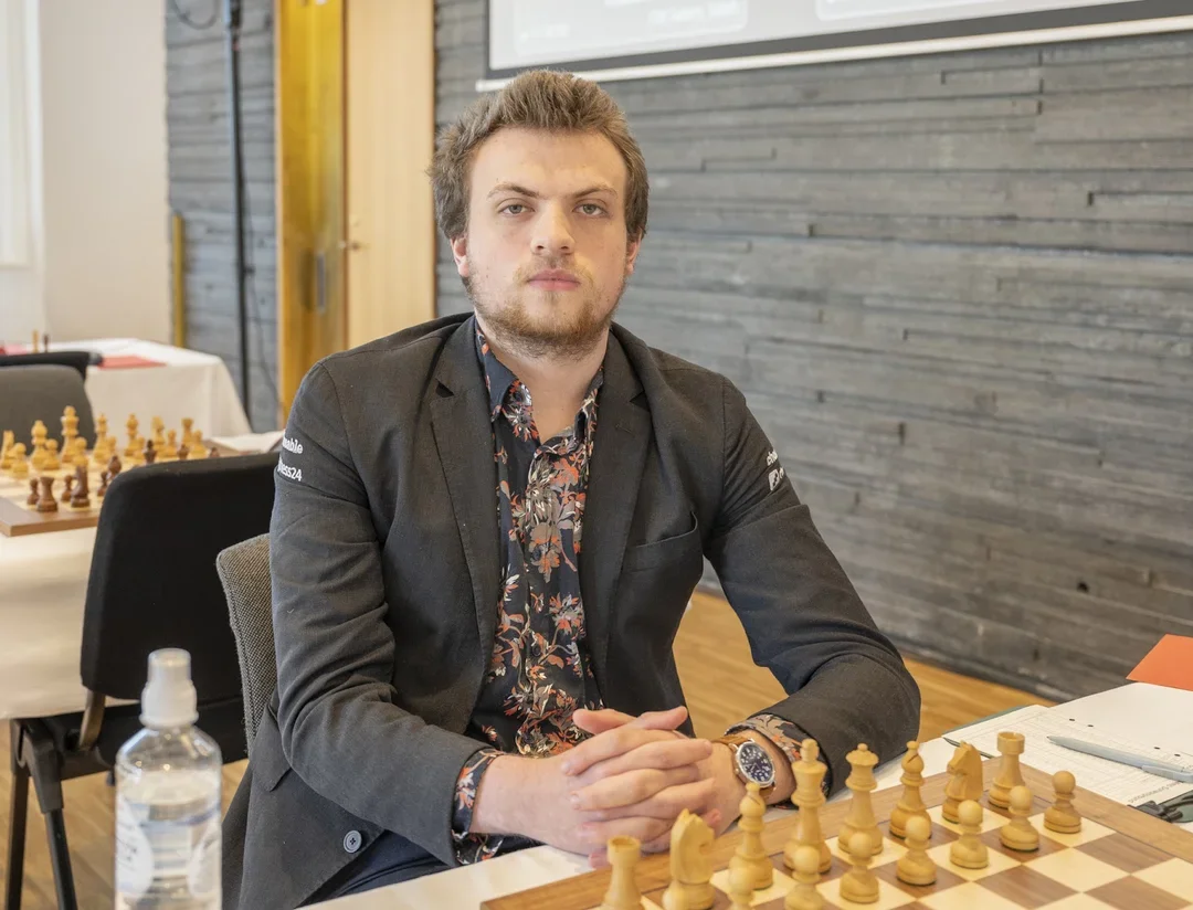 Hans Niemann (Lars Hedlund)