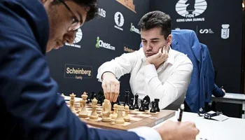 2022 FIDE Candidates Round 11, Nepomniachtchi-Firouzja