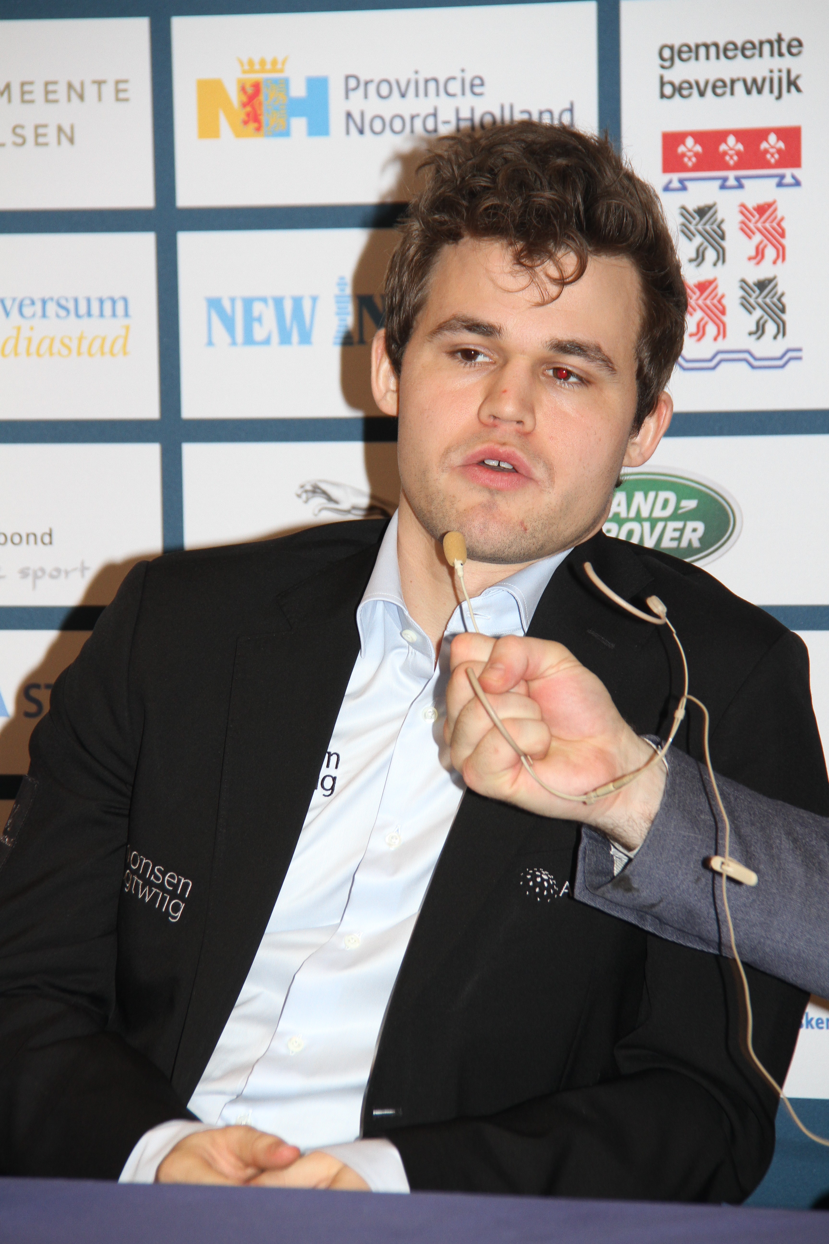 Magnus Carlsen wins 8th Wijk aan Zee title