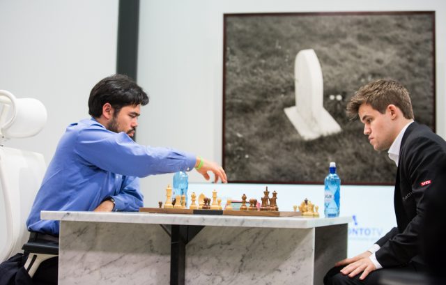 Carlsen and So take Fischer Random lead