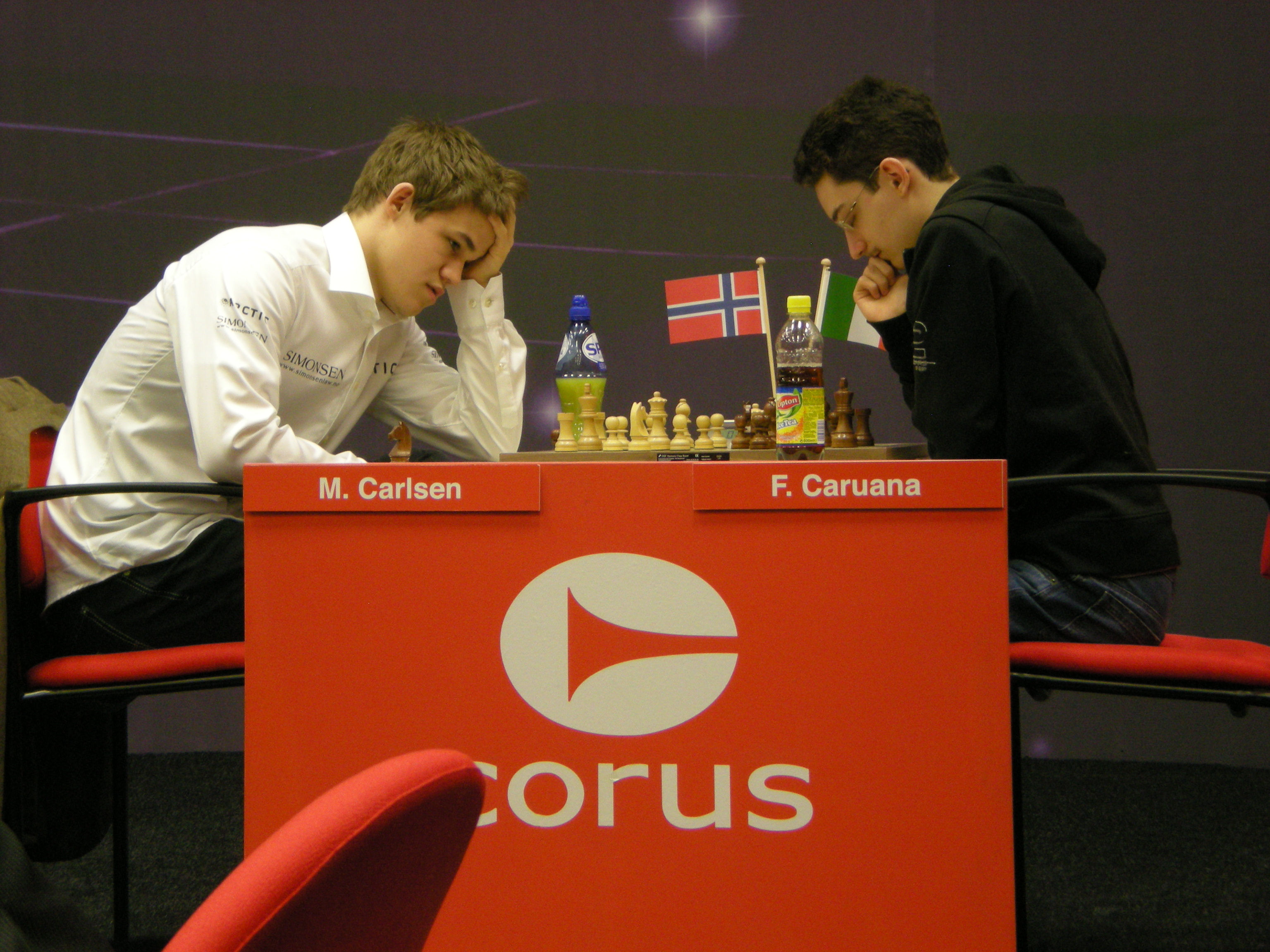 Chess-Network's Blog • Magnus Carlsen plays like AlphaZero