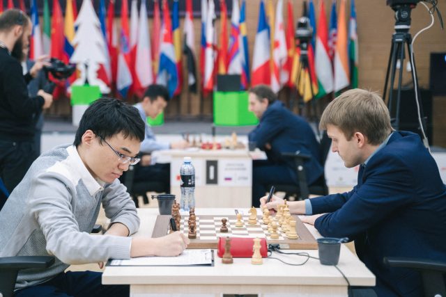 A dozen draws, all square in chess championship – DW – 11/26/2018