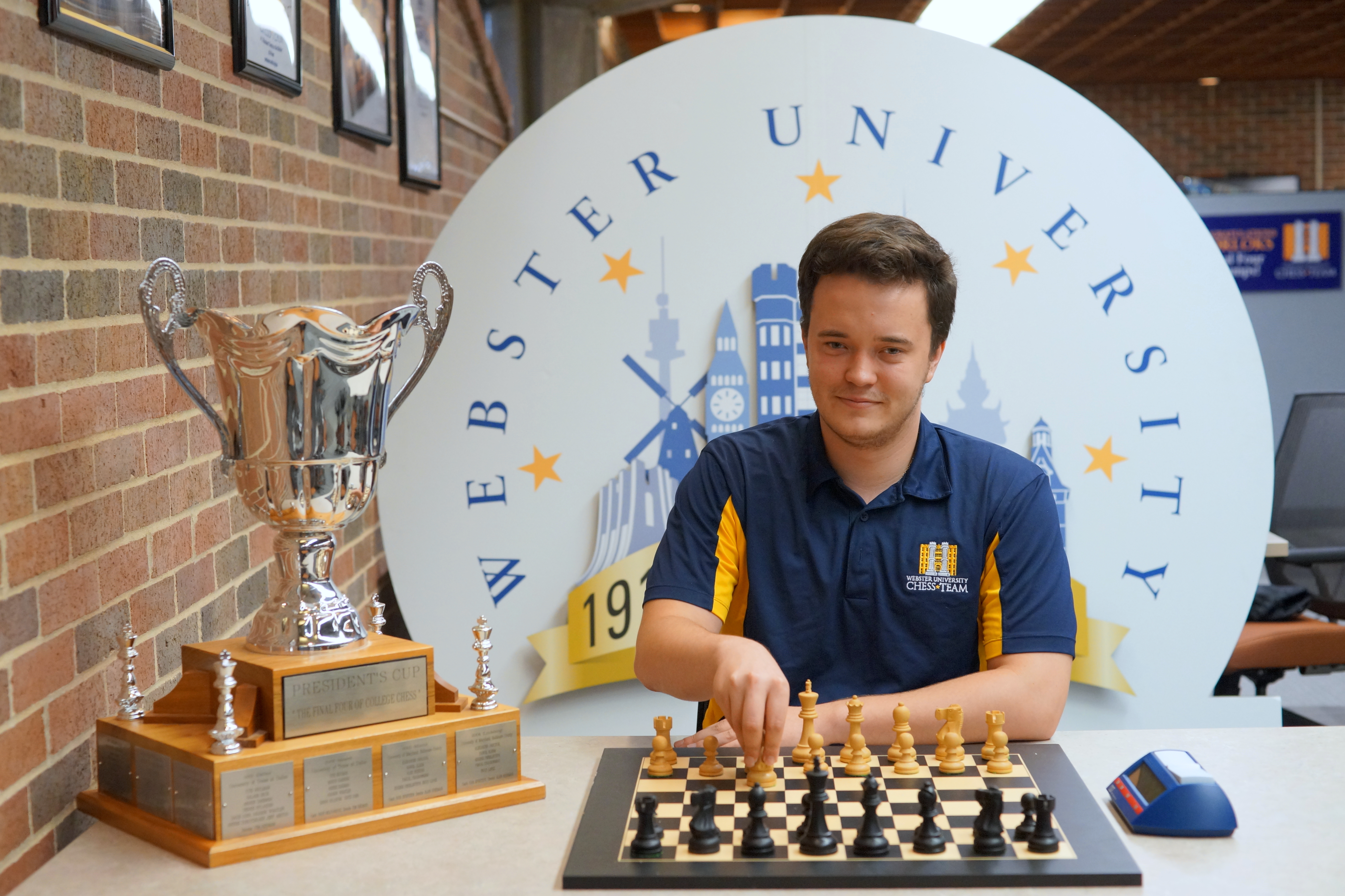 Smooth Operator' MVL Wins Chess960 Championship 