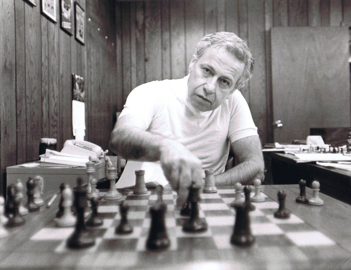 Chess Tactics: Bisguier — Larsen, 1965