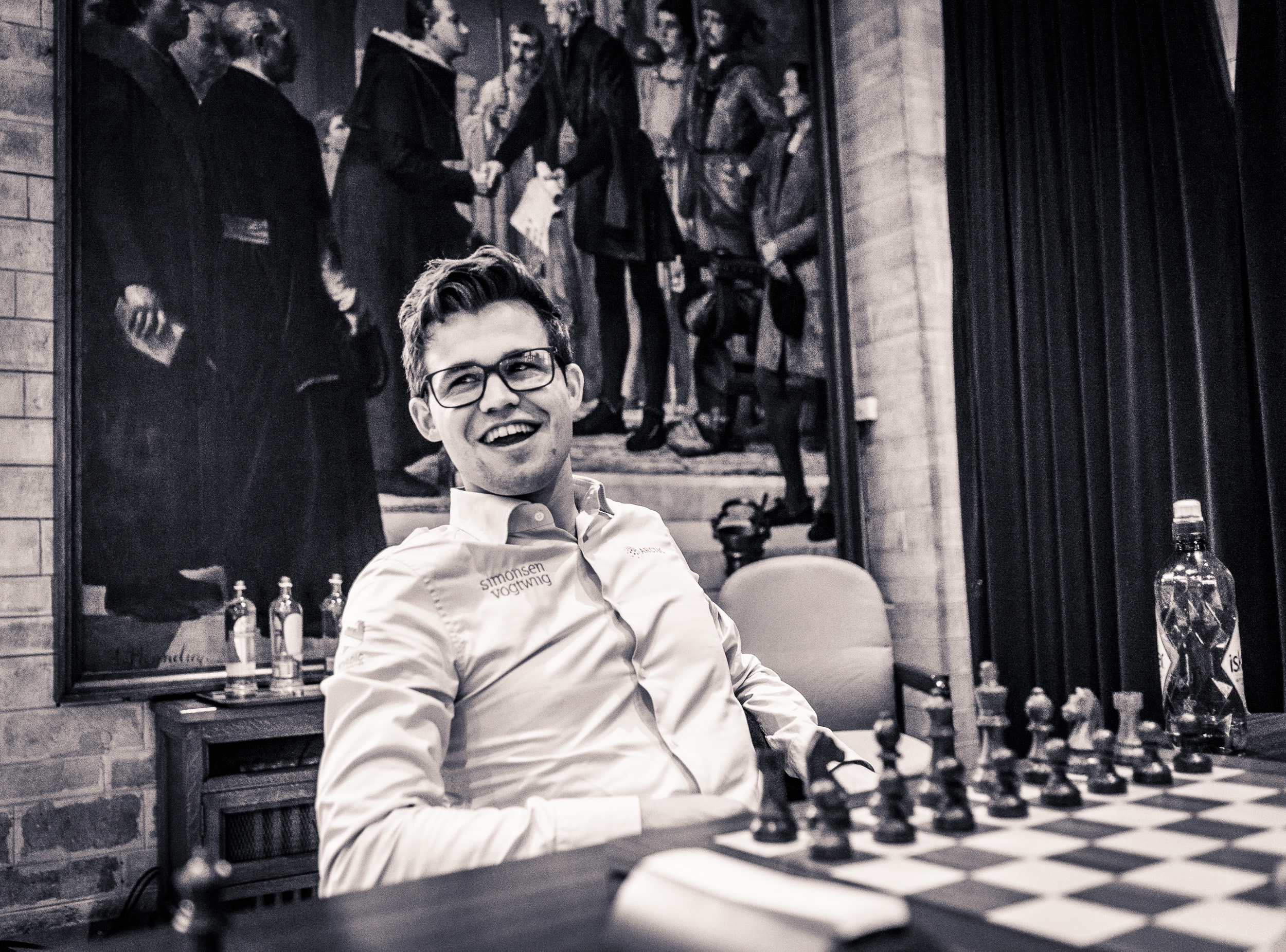 So Set for Weekend Clash with Carlsen in Opera Euro Finals