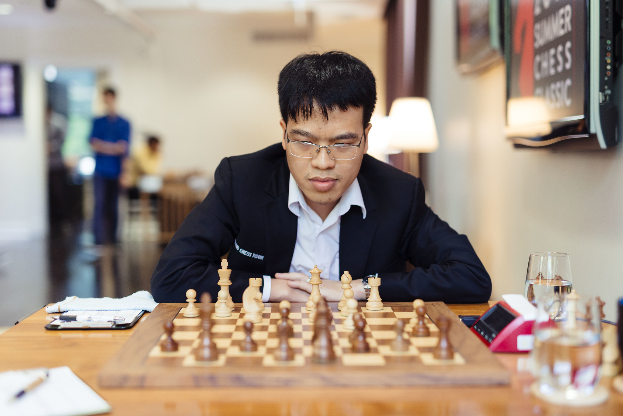 Winning tie-break, Le Quang Liem enters the third round of the Chess World  Cup 