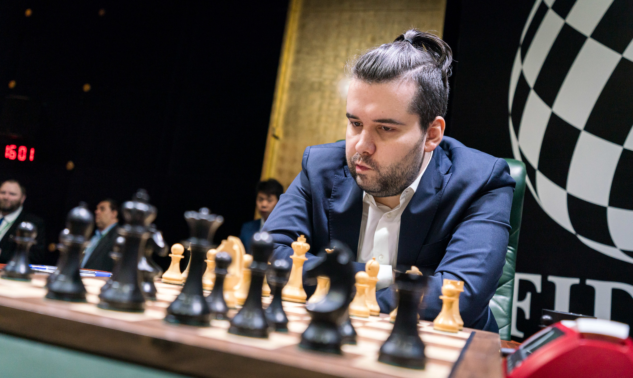 chess24 - Ian Nepomniachtchi was in deep trouble earlier