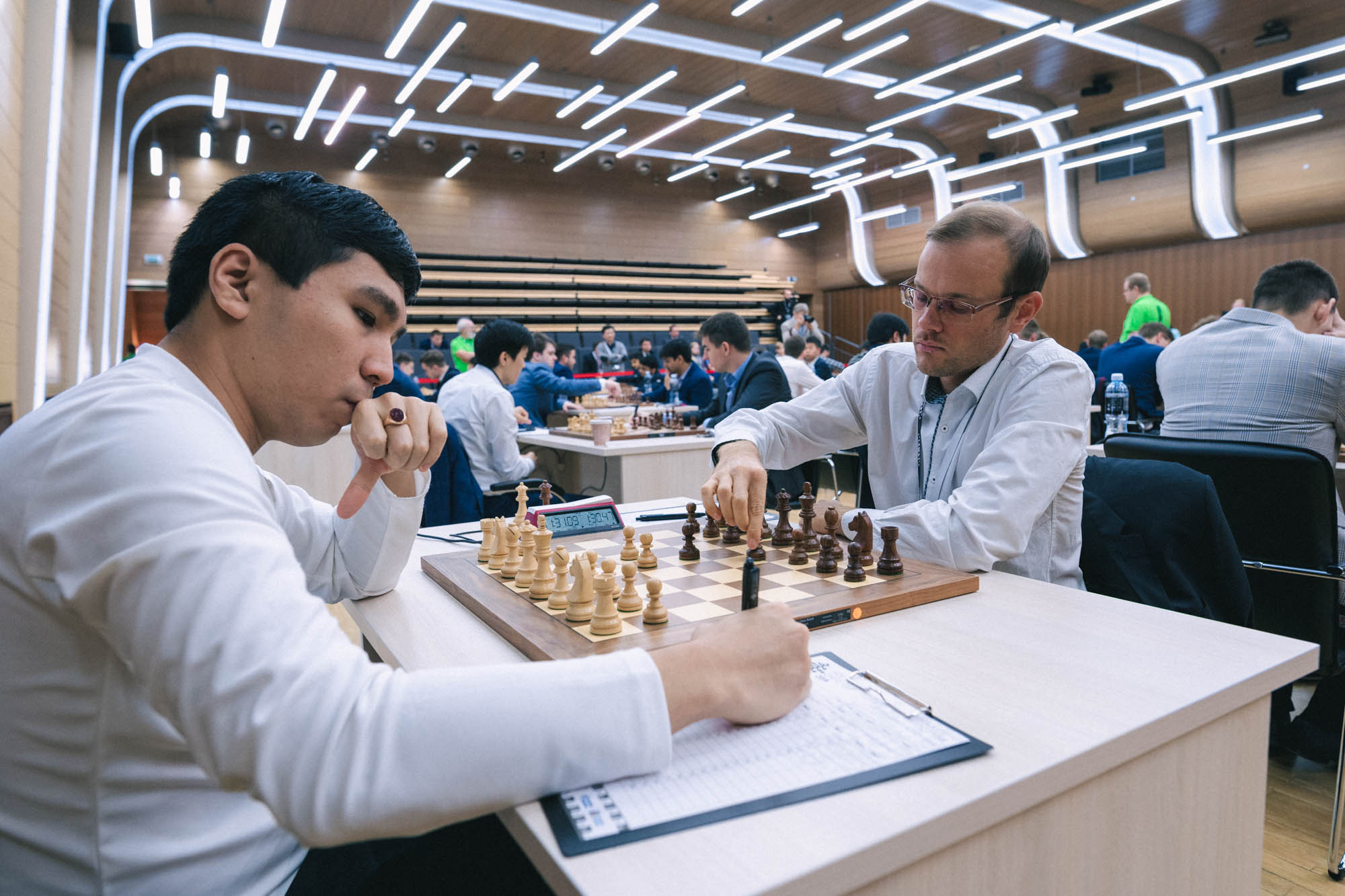 Anish Giri defeats Nijat Abasov, Fide World Cup