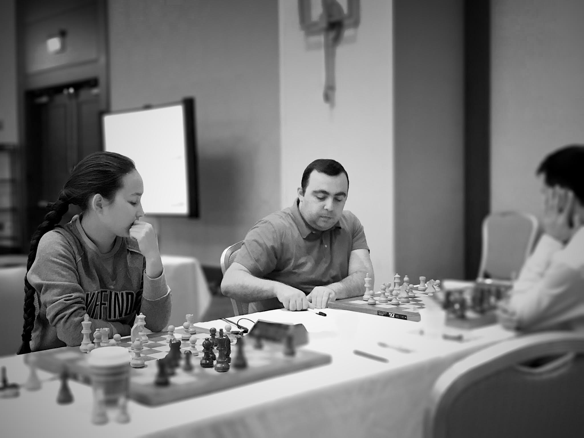 The chess games of Tigran L Petrosian